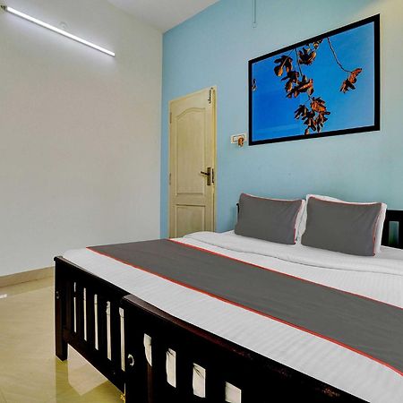 Collection O 81026 Suqoon Premium Stays Kochi 외부 사진