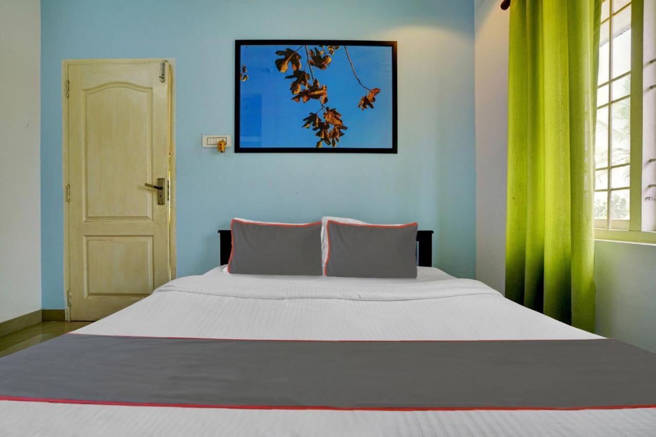 Collection O 81026 Suqoon Premium Stays Kochi 외부 사진