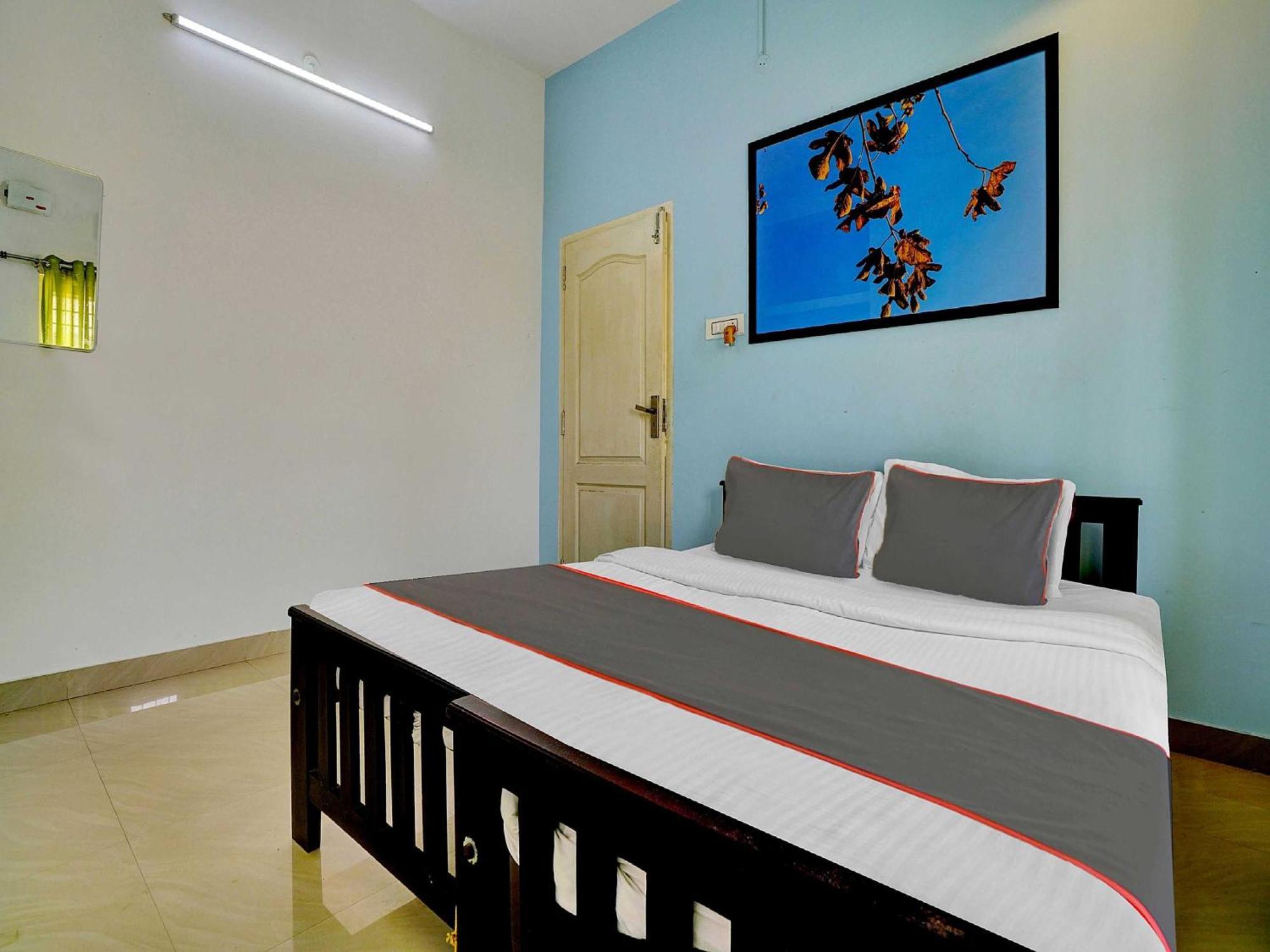 Collection O 81026 Suqoon Premium Stays Kochi 외부 사진
